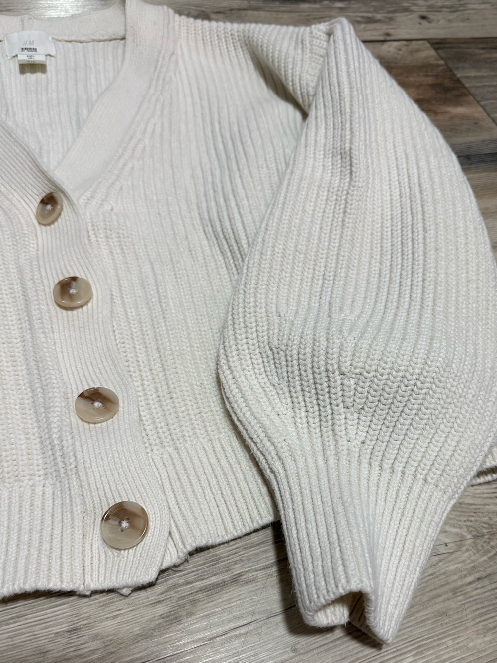 H&M Cream Ribbed V-Neck Button Cardigan - Picture 3 of 5